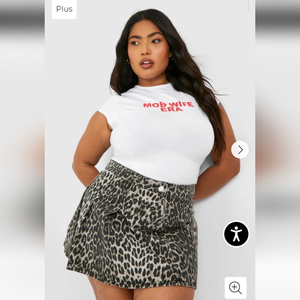 #239 NWT Boohoo Plus Leopard Print Pleated Denim Tennis Skirt, Size 22